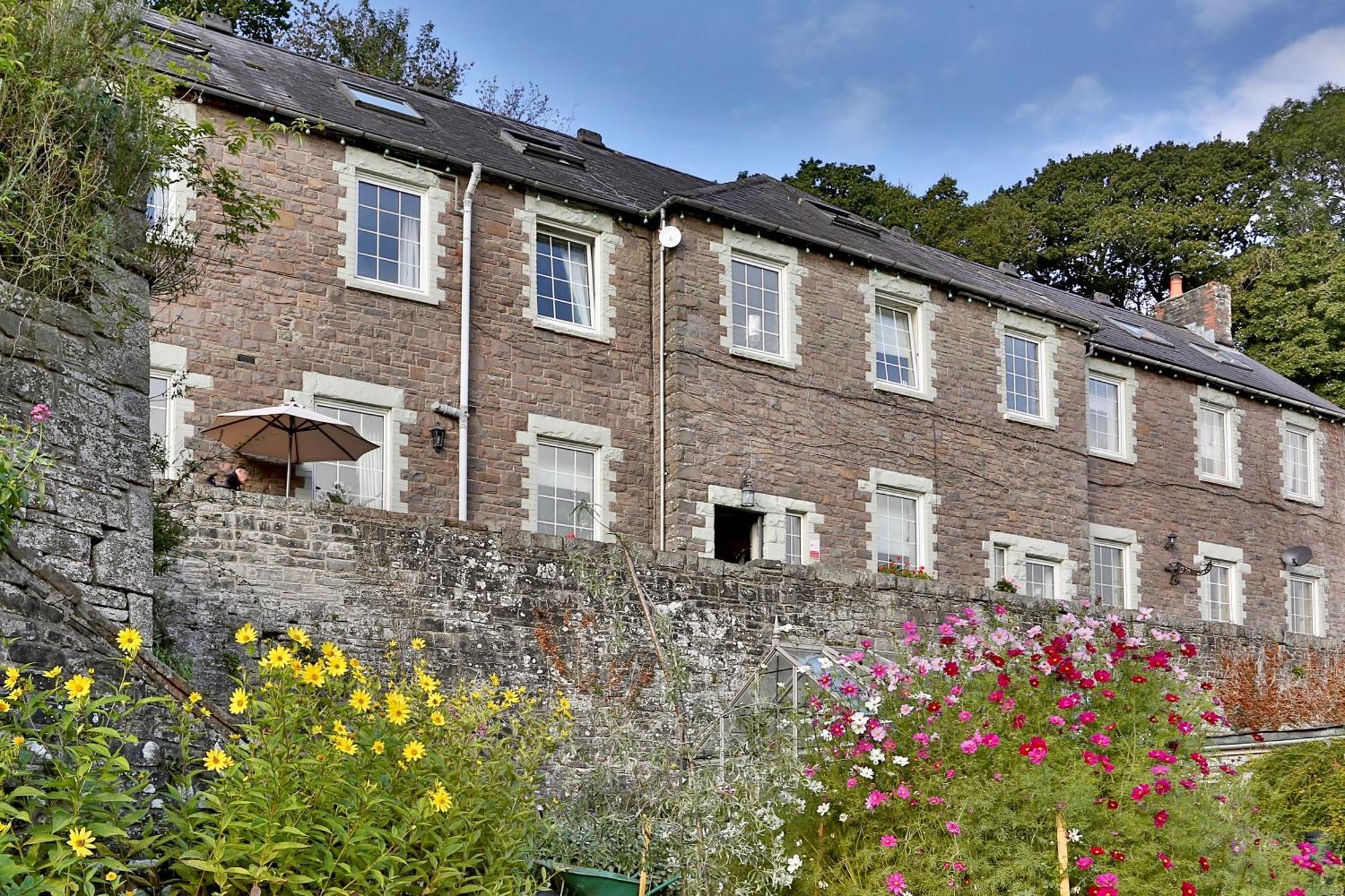 Llangattock Ty Croeso Houseヴィラ エクステリア 写真